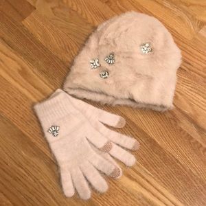 NWT Pink Fuzzy Hat & Gloves